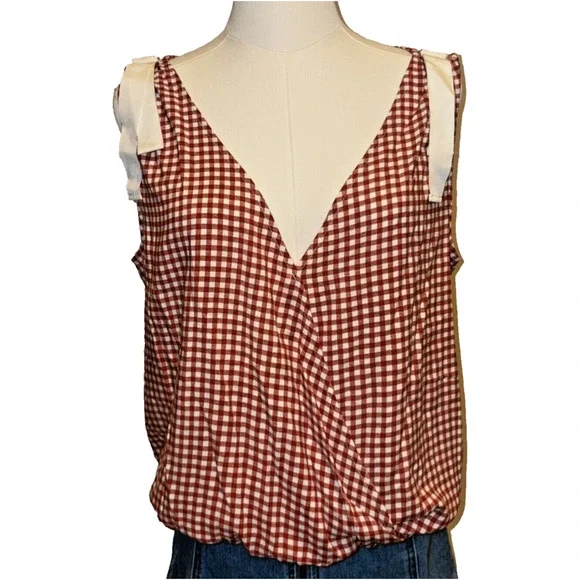 Bobeau Surplice Top Size M Women Burnt Red Gingham Sleeveless/Patriotic/vacation - Picture 2 of 4
